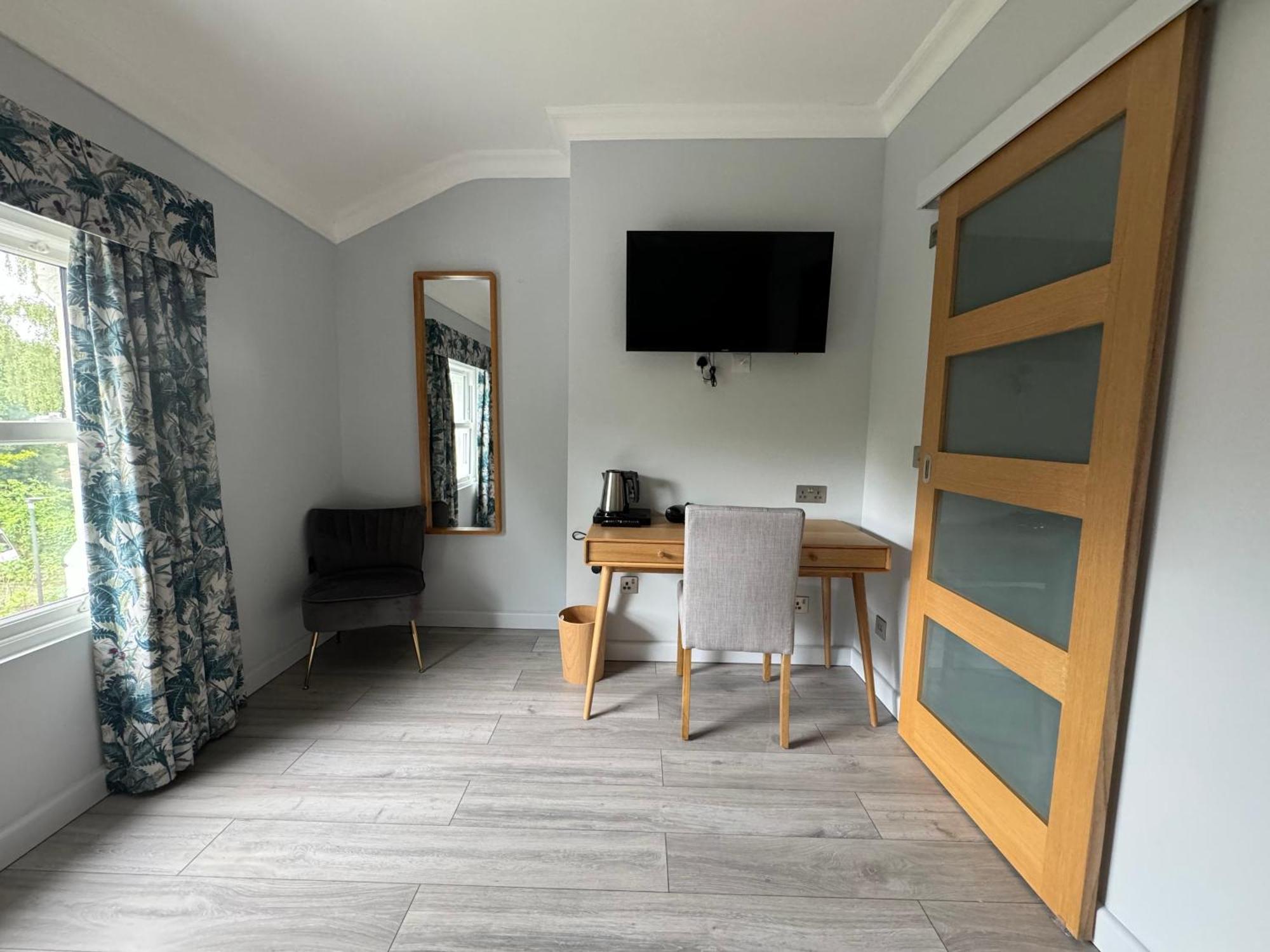 צ'סטר Hamilton Court Hotel Hoole מראה חיצוני תמונה