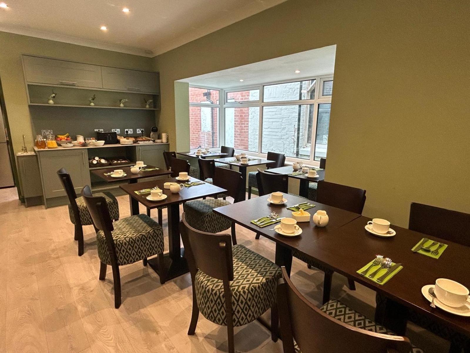 צ'סטר Hamilton Court Hotel Hoole מראה חיצוני תמונה
