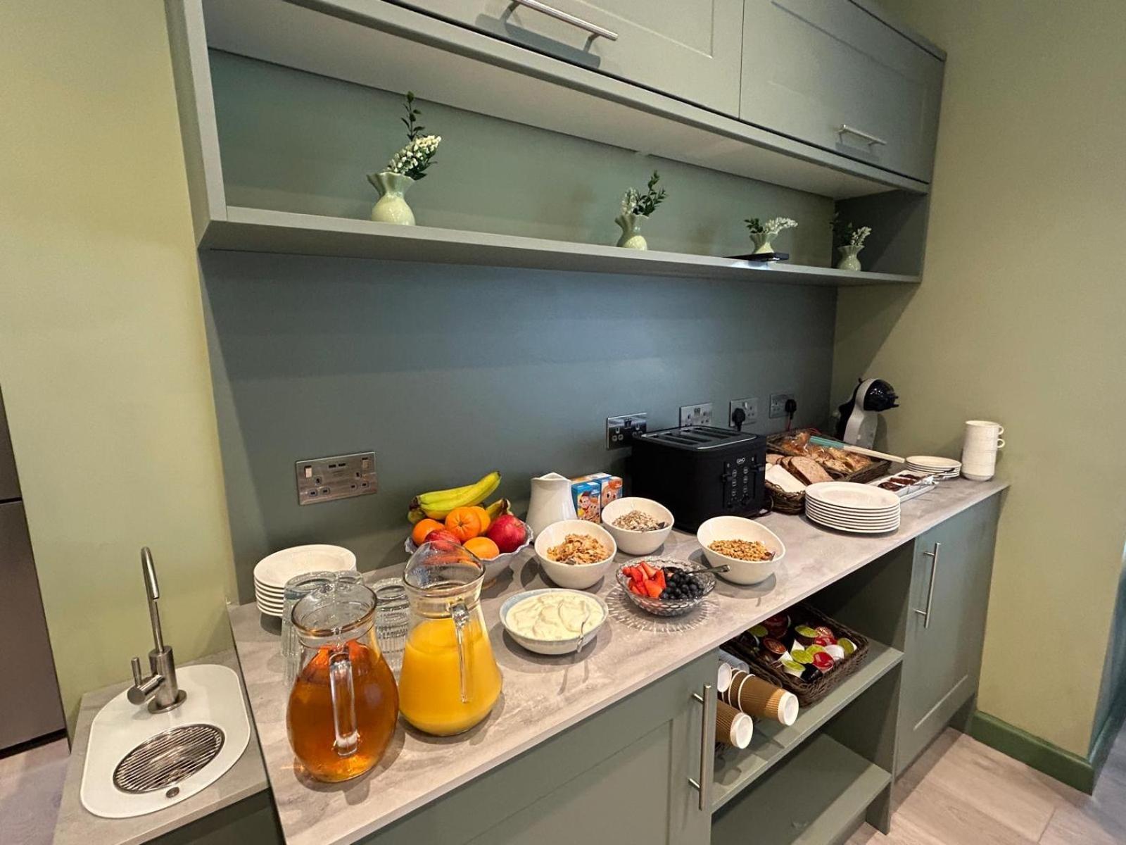 צ'סטר Hamilton Court Hotel Hoole מראה חיצוני תמונה